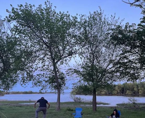 Robinson landing