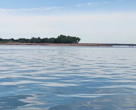 Eagle's Nest Cove Campground at Fort Cobb State Park