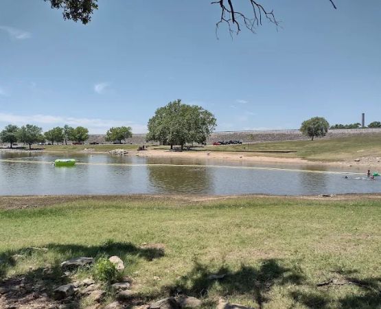 Hawthorn Bluff Campground & Fishing Area