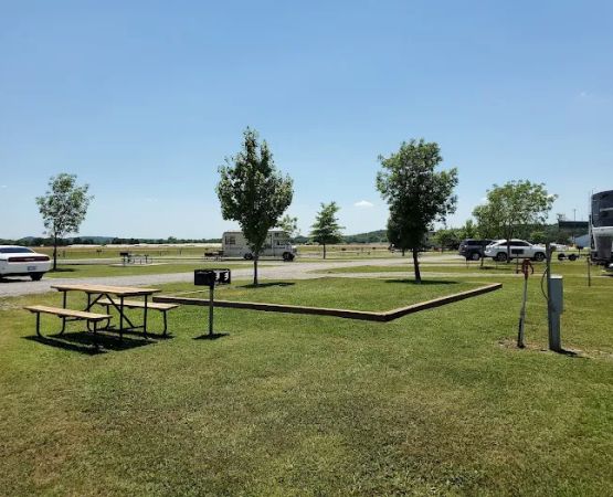 Tulsa NE / Will Rogers Downs KOA Journey
