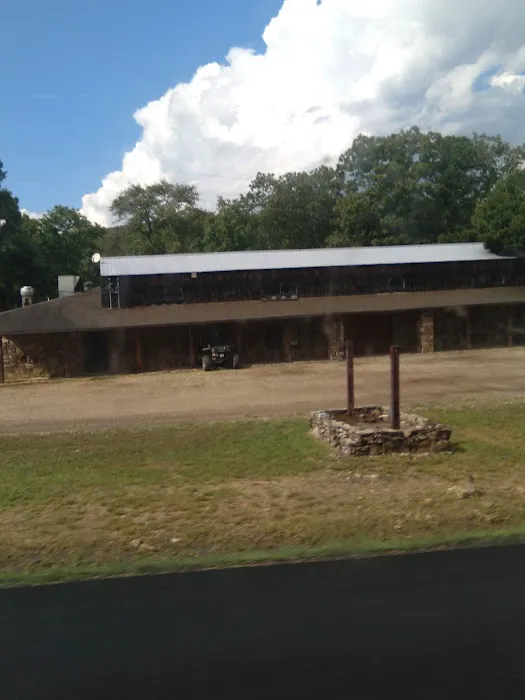 Kiamichi Lodge 2