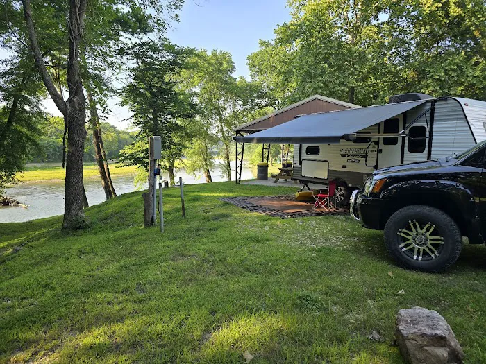 Upper Illinois River Floats 0