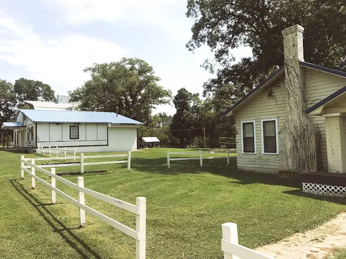 Eagle Bluff Resort 2