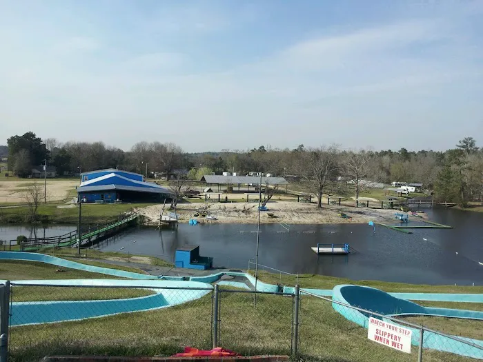 Pep's Point Water Park 0