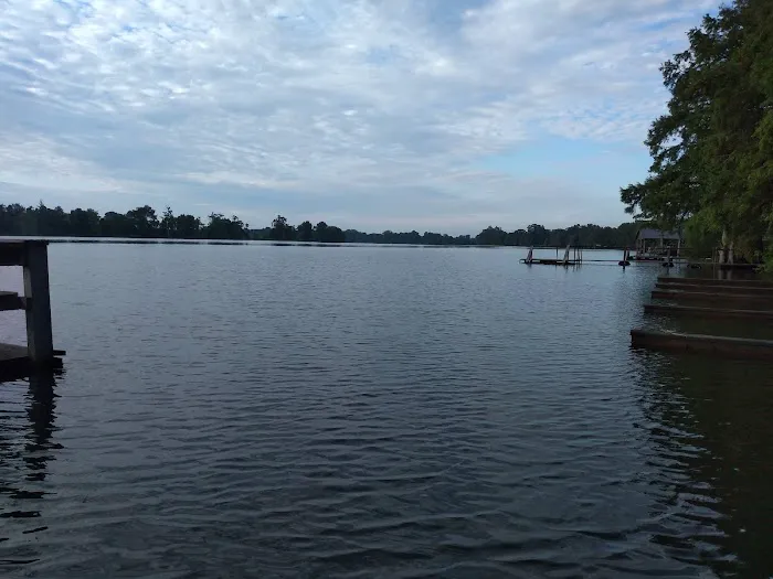 Sportsman's Lodge 0