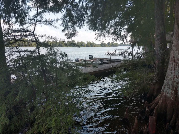Sportsman's Lodge 6