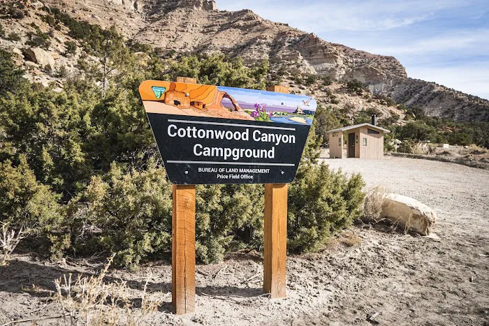 Cottonwood Canyon Campground 0
