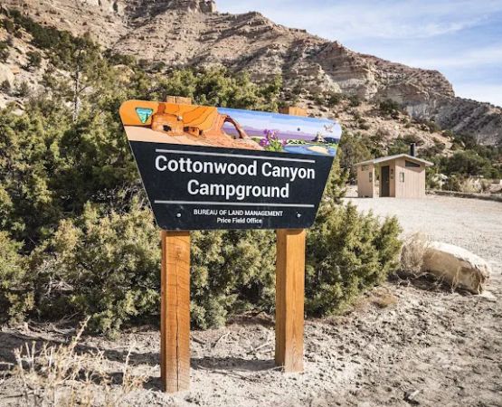 Cottonwood Canyon Campground