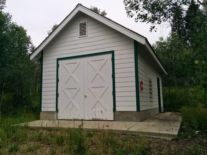 GOOSEBERRY ADMIN SITE CABINS 9