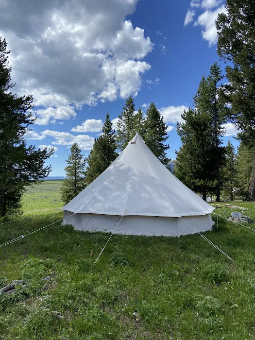 Wander Camp Yellowstone 0