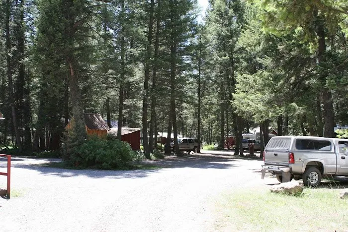 Campfire Lodge Resort 0
