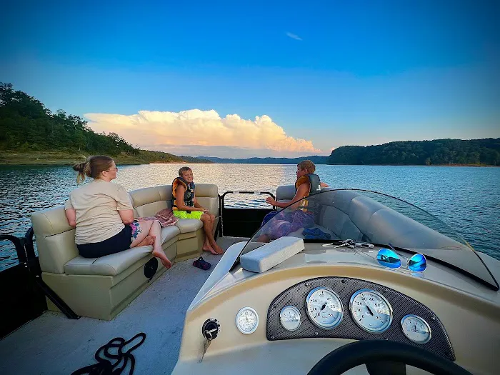 Lake Cumberland RV Rentals 9