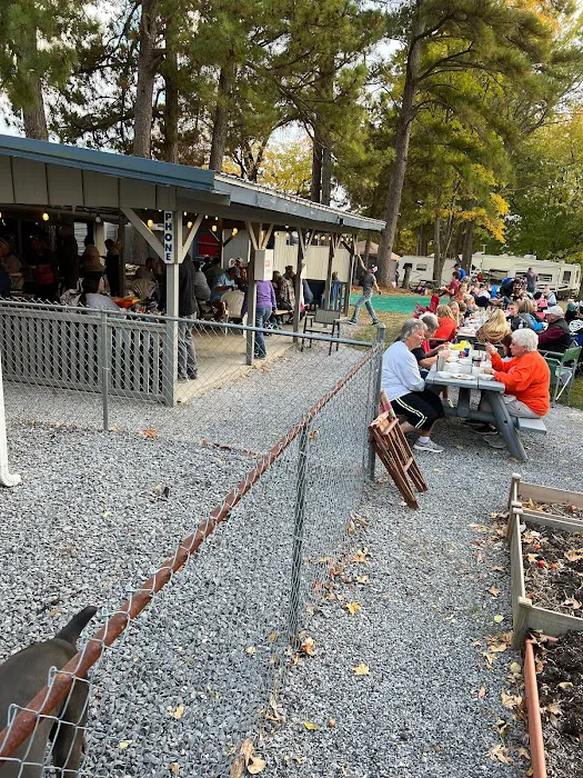 Lakeside Campground and Marina 3