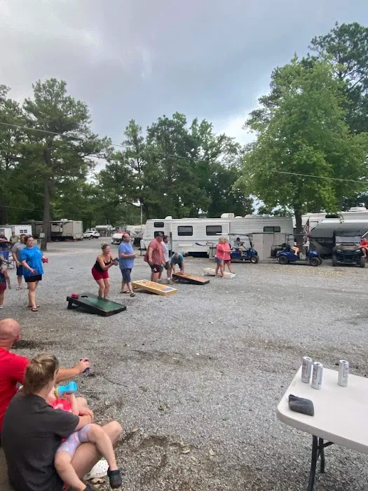 Lakeside Campground and Marina 8
