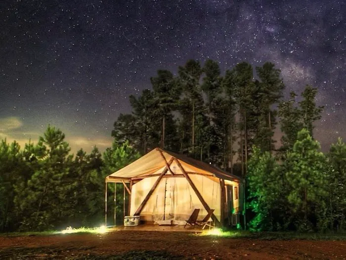 Nine Pines Retreats 0
