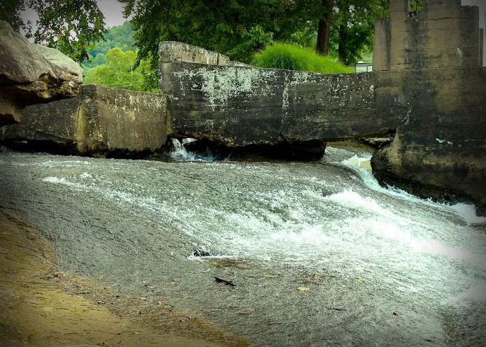 The Falls Campground 6
