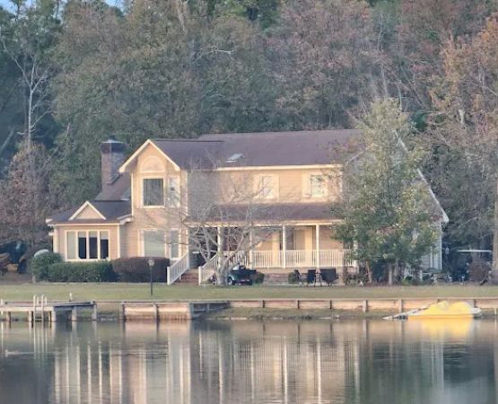 Lake Leamon
