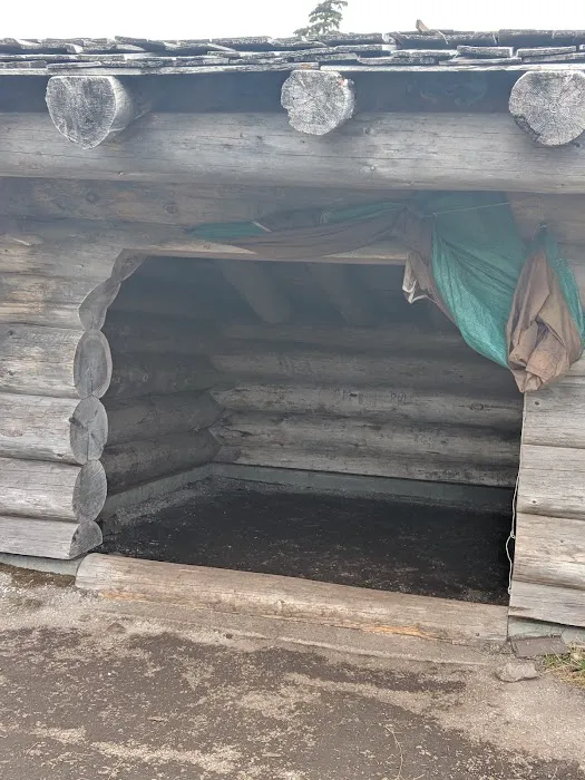 Mazama Camp Shelter 5