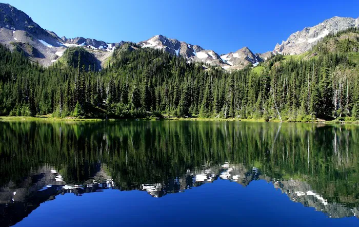 Royal Lake 3