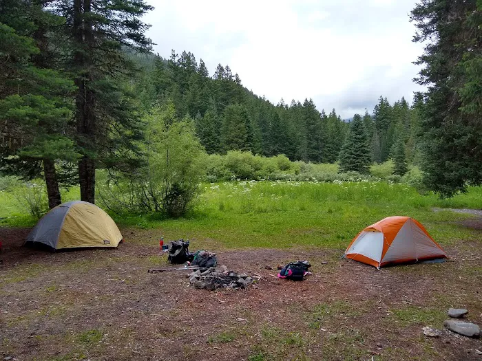 Camp Handy 0