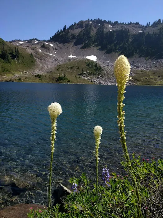 Lunch Lake 7