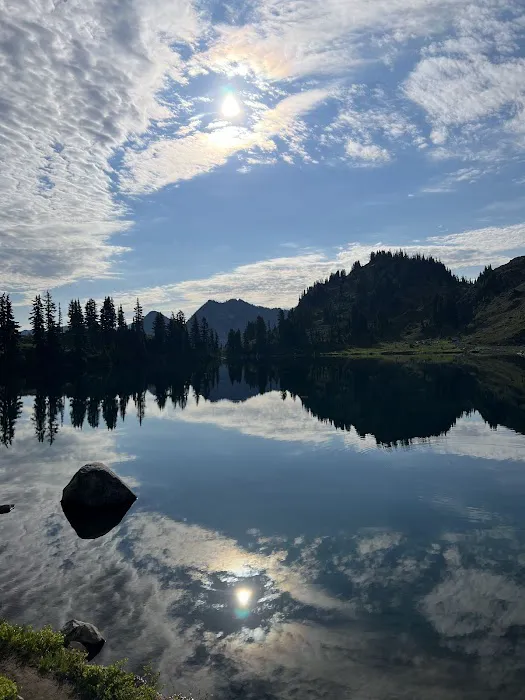 Lunch Lake 5