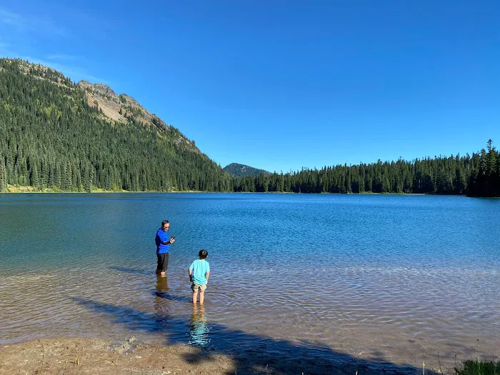 Dewey Lake Camp 3
