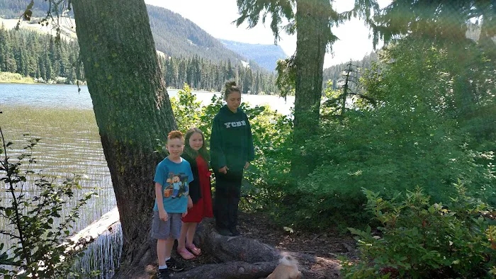 White Pass Lake 6
