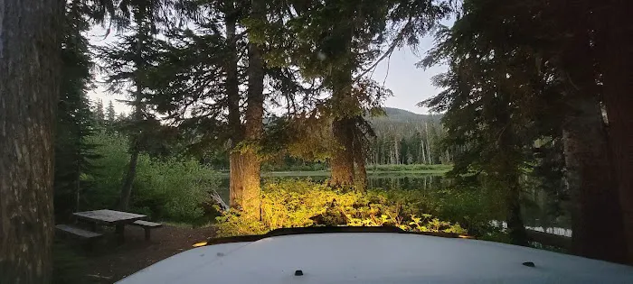White Pass Lake 9