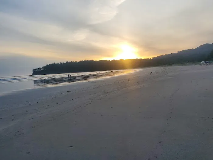 Hobuck Beach Resort 7