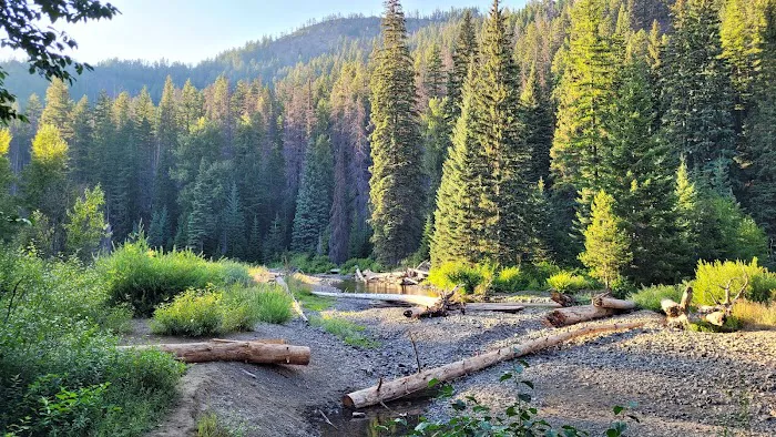 Hells Crossing Campground 9
