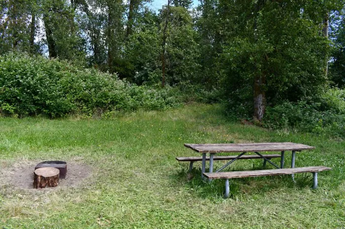St. Helens - Sand Island Camp Ground 4