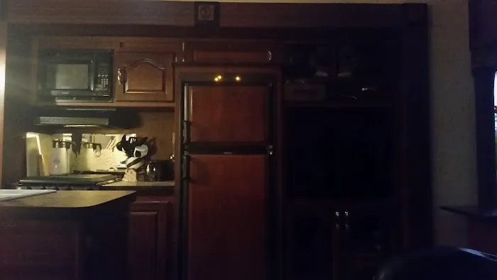 Crow's Nest RV Parkbeach 4