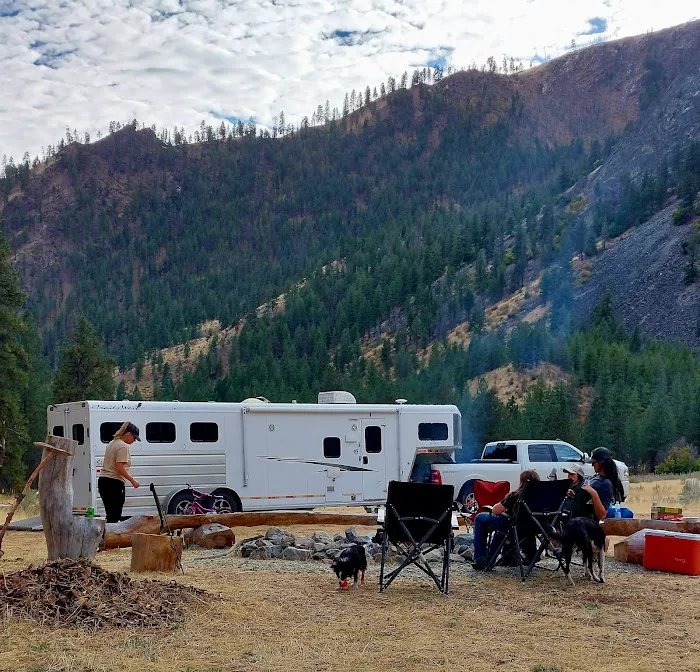 Whistlin' Pine Ranch 3