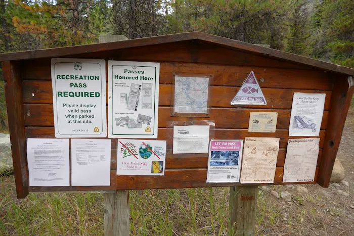 De Roux Campground 2