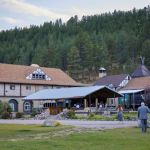 Flying V Cambria Inn