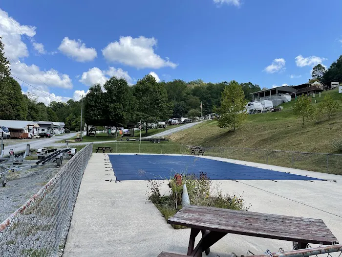 Lakeside Resort Campground 5