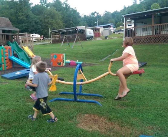 Lakeside Resort Campground