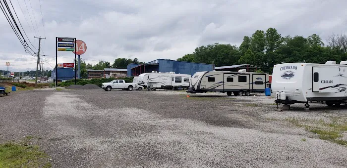 Mohr's roadside rv park 6