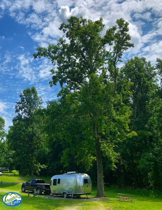 Mountain Lake Campground and Cabins 9