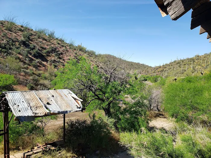 1899 Historic Landmark and Camping 7