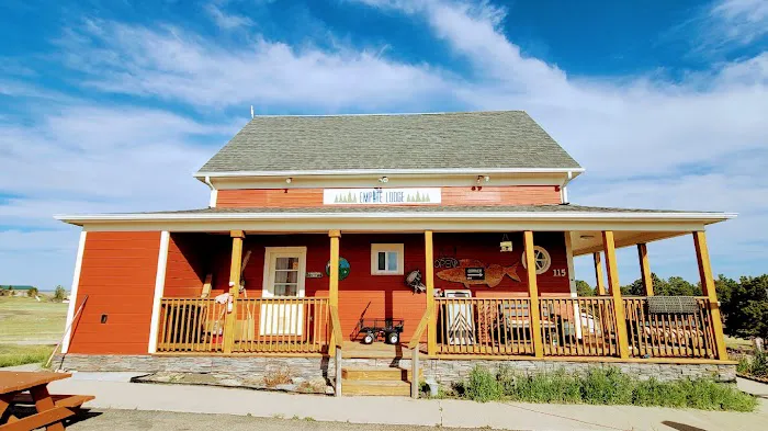 Empire Lodge 0