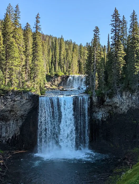 Colonnade Falls 0