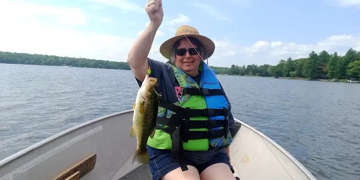 Lounge On Big Lake Shores 8