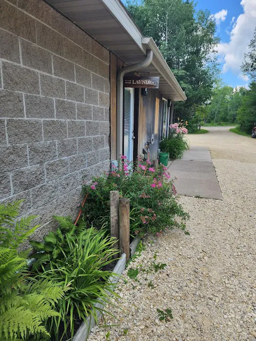 Ma's Irvington Campground and Rentals LLC 7