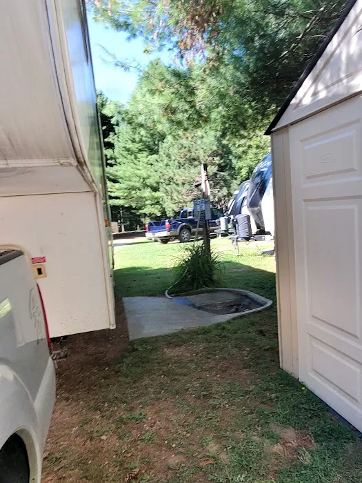 Ma's Irvington Campground and Rentals LLC 1