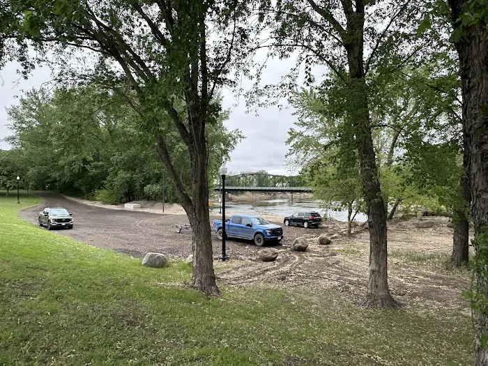 Riverside Park Campgrounds 7