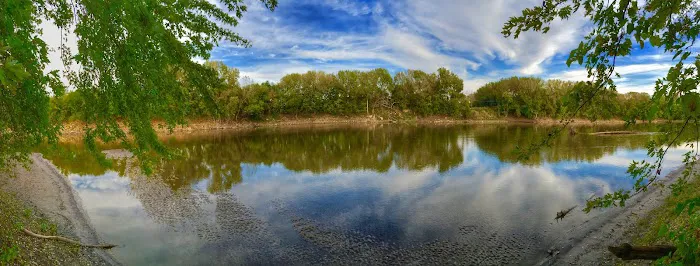 Riverside Park Campgrounds 4