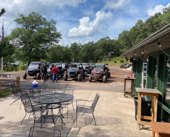 Oak Ridge Inn & Campground