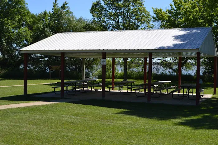 Sundquist Park at West Lake Sarah 4